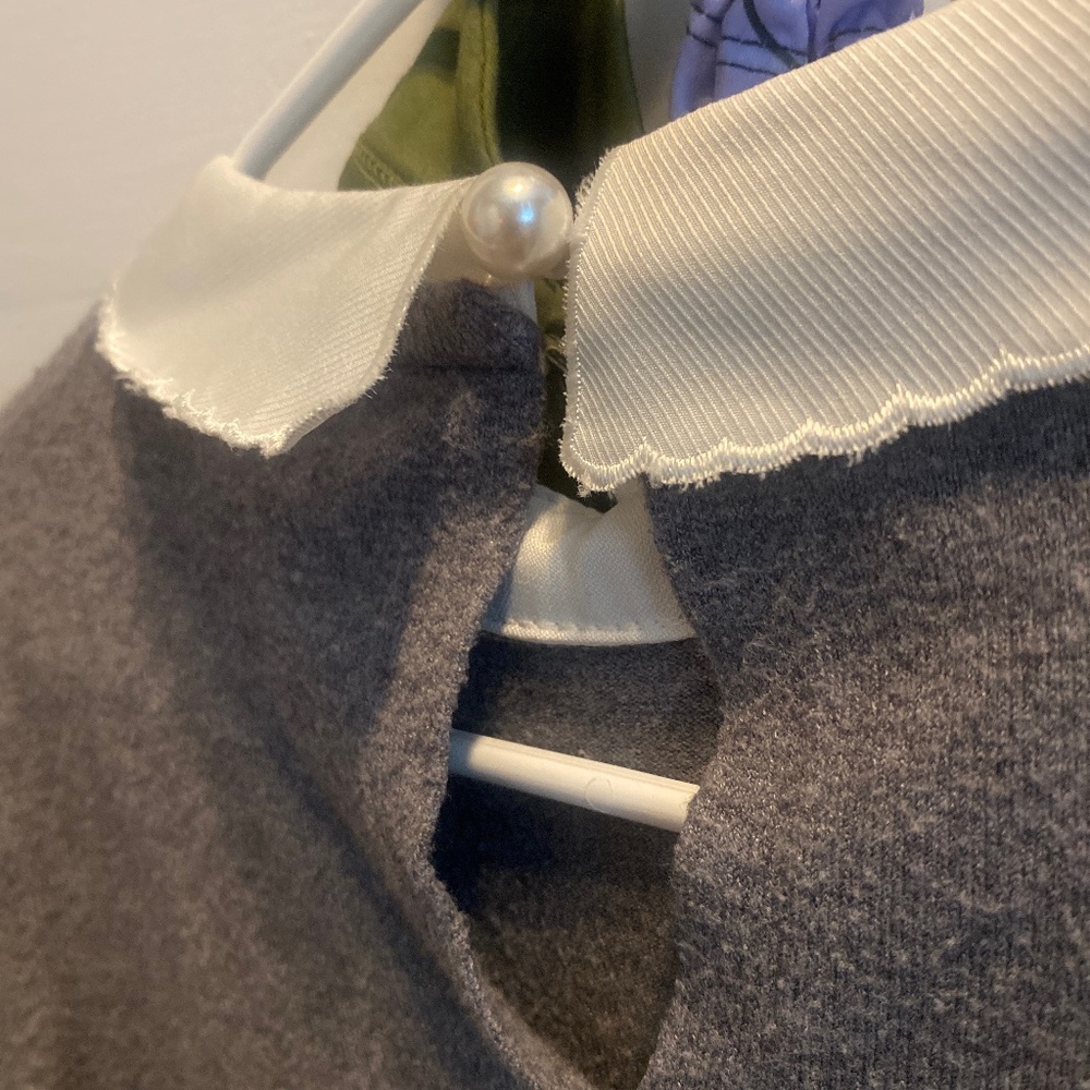 Collared Spring Sweater - Picture 3 of 4